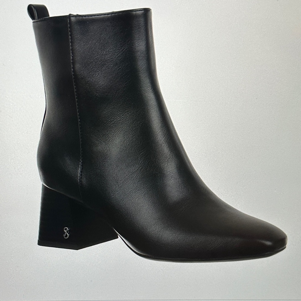 Women’s Elegant Black Ankle Boots